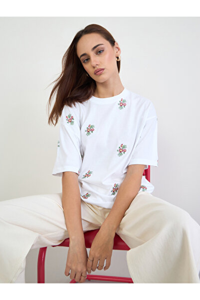 Styli Embroidered Floral Oversized T-Shirt