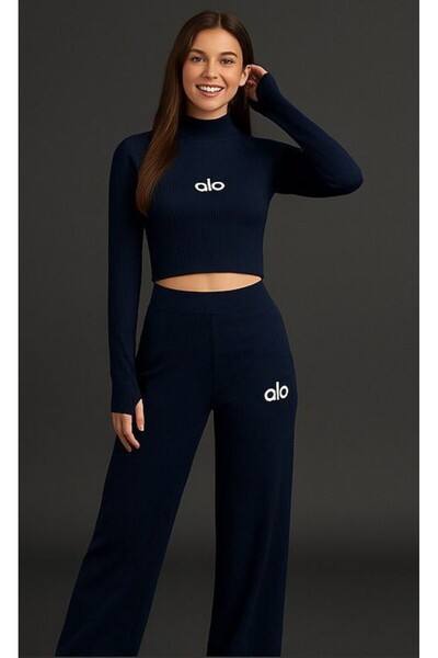 Fua Shop Women's Finger-Loop Crop Top-Bottom Knitwear Set