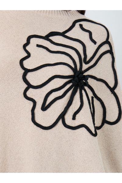 Take Two By Styli Beige Floral Applique Dolman Sleeve Poncho