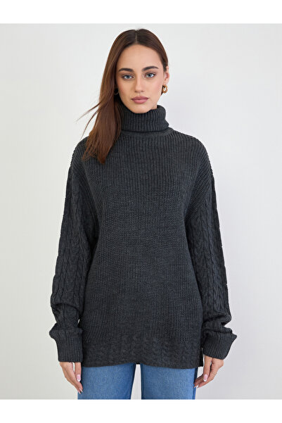 Styli Charcoal Longline Chunky Knit Sweater