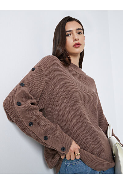 Styli Brown Regular Fit Button-Detail Sweater
