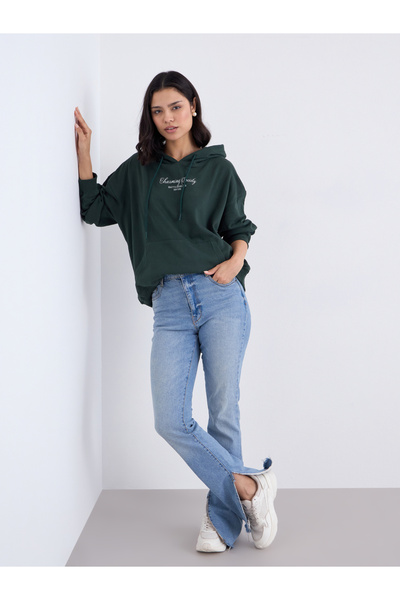 Styli Dark Green Slogan Print Oversized Hoodie