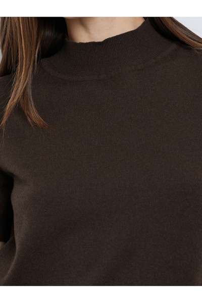 Styli Brown Short Sleeve Knit Top