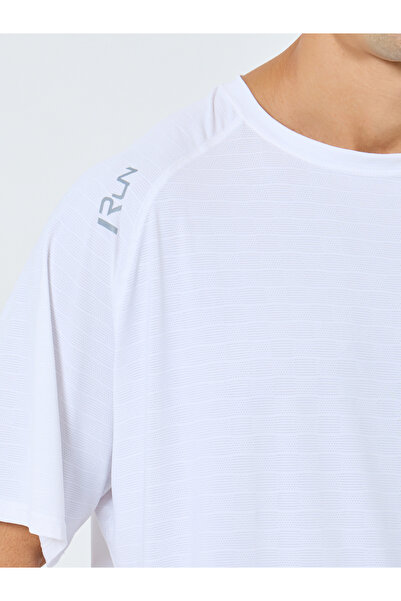 Styli Regular Fit Shoulder Print Detail Athleisure T-Shirt