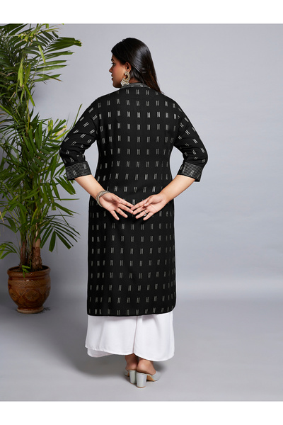 Globus By Styli Plus Size Black Zari Detail Workwear Kurta