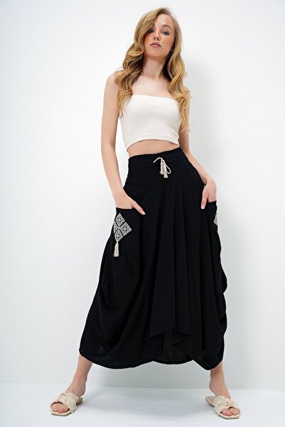 Trend Alaçatı Stili Női fekete hímzésű dupla zsebes Shalwar szabású szőtt szoknya ALC-X11801