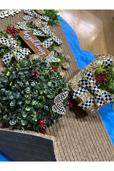 Marrone New Year Special Set with Cinnamon Door Ornament, Doormat, Basket, Socket Frame, Wreath, Tree 100*50 cm