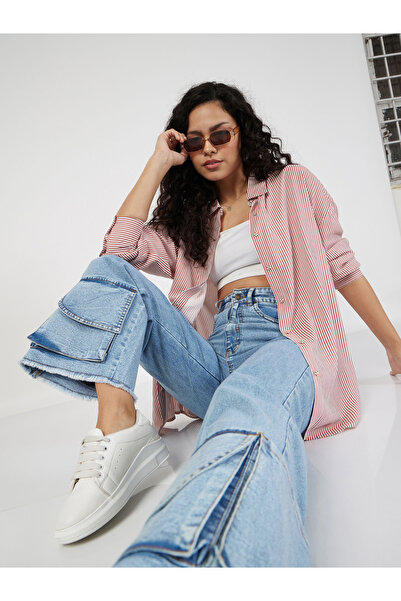 Sassafras By Styli Women Bue High Rise Hem Pocket Detail Straight Jeans