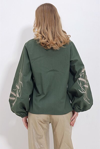 Trend Alaçatı Stili Women's Khaki Sleeves Embroidered Poplin Woven Shirt ALC-X11374