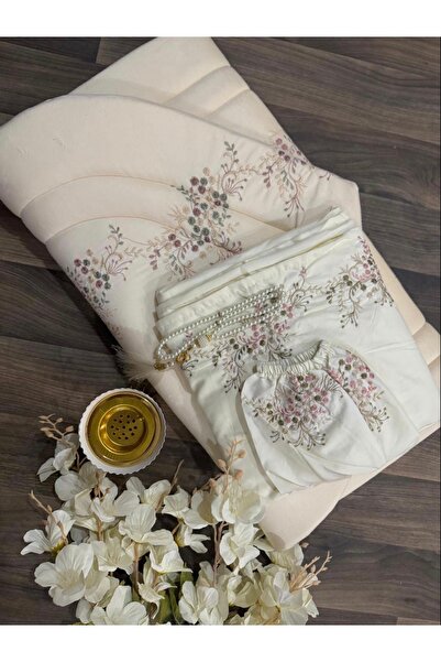 STAYILK DRESSES Elegant prayer robe set in a soft off-white color, featuring luxurious embroidery.