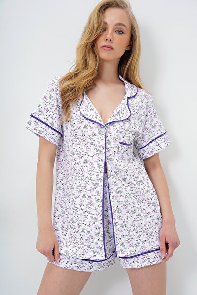 Trend Alaçatı Stili Set de pijamale pentru femei, microfloral, mov, cu un singur buzunar, cămașă și pantaloni scurți din bumbac PJM-X13911