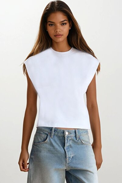 Trend Alaçatı Stili Kadın Beyaz Bisiklet Yaka Omuzları Vatkalı Kolsuz T-Shırt ALC-X14181