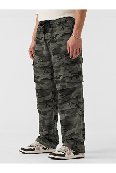 The Souled Store By Styli Men Grey Camo Cargo Parachute Pants