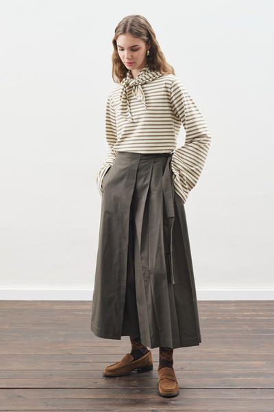 Manuka Skirt-Like Pants Dark Green