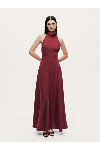 Nocturne Halter Yaka Sırt Detaylı Maxi Elbise