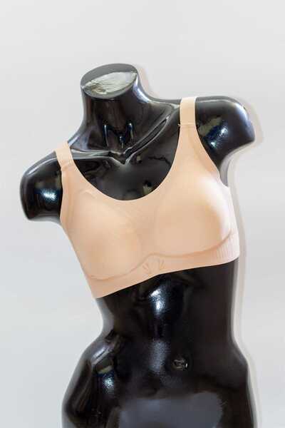 FREEWİSE حمالة صدر نسائية بدون أسلاك بياقة على شكل حرف U مقطوعة بالليزر يبرز ...