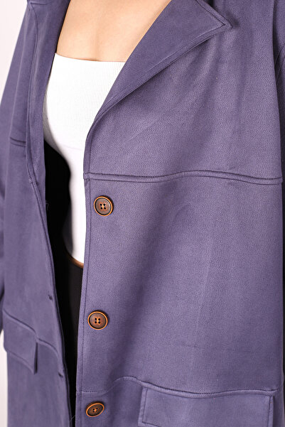 armonika Γυναικείο μπουφάν σε σκούρο μπλε χρώμα με γιακά, κάλυμμα τσέπης και κουμπιά, βάτα τεμάχια Premium Suede oversized ARM-25K001057