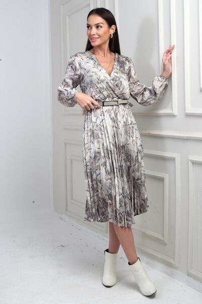 By Saygı Дамска рокля с кръстосана деколте, колан в талията, подплатена верижна шарка и плисета, от сатен