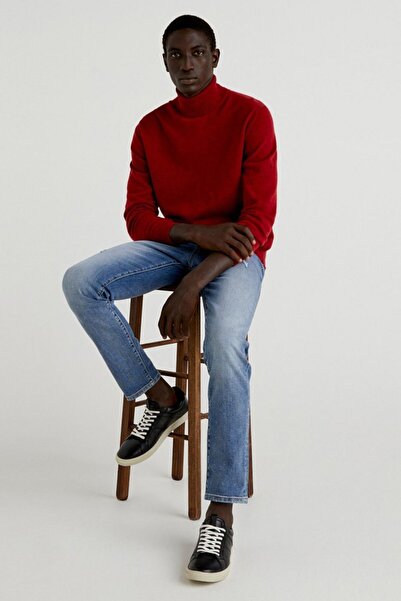 United Colors of Benetton Men's Red Sweater (Model Code:124A1002U2180)