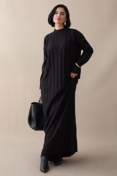 InStyle κοτλέ Μαύρο πλεκτό φόρεμα με ίσιο μανίκι