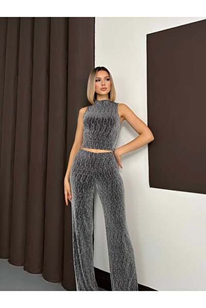 cottonage Stoned Turtleneck Suit