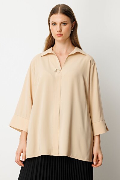 Mi Pret a Porter Mi Önü Broşlu Gömlek