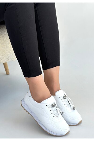 Zerenyus Fino White Lace-Up Orthopedic Comfortable Sports Shoes