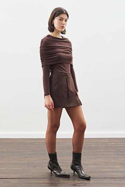 Manuka Bluz with Ruched Detail, Brown