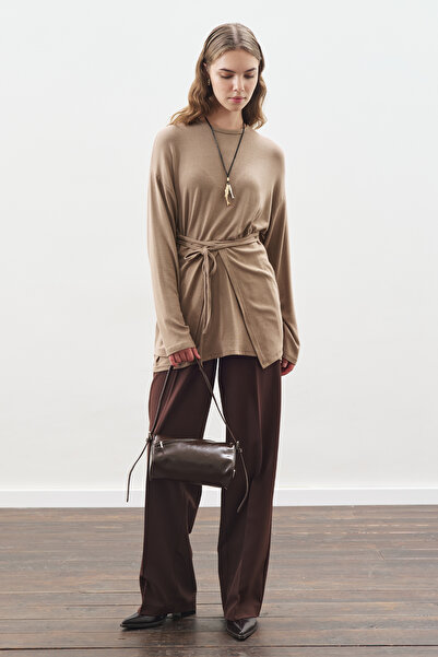 Manuka Beli̇ Tie-Up Designed Blouse Vi̇zon