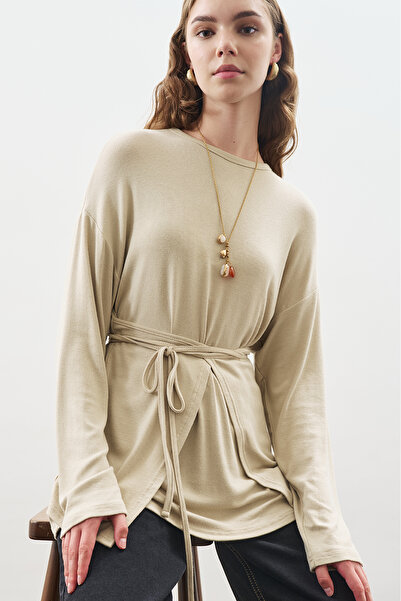 Manuka ΜΠΛΟΥΖΑ ΜΕ ΣΧΕΔΙΟ ΚΟΡΔΟΝΙ ΣΤΗΝ ΜΕΡΗΣ ΠΕΤΡΑ