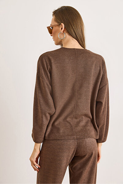 Olalook Women's Brown Crew Neck Stitching Detail Flowy Thessaloniki Blouse Blz-19003164