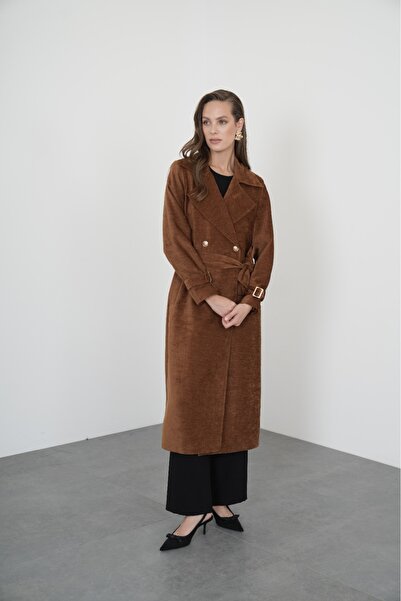 Ahsen Kadın tesettür kadife pardesü