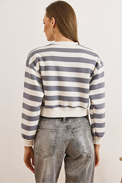 Olalook Women's Gray White Striped Fleece-Lined Crop Sweatshirt Swt-19000775