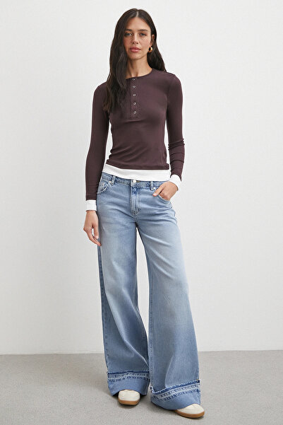 Never more Paneled Blouse with Snap Fasteners Burgundy