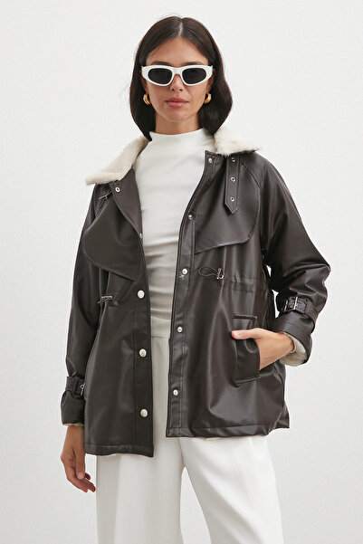 Never more Fur Collar Detailed Leather Jacket Brown