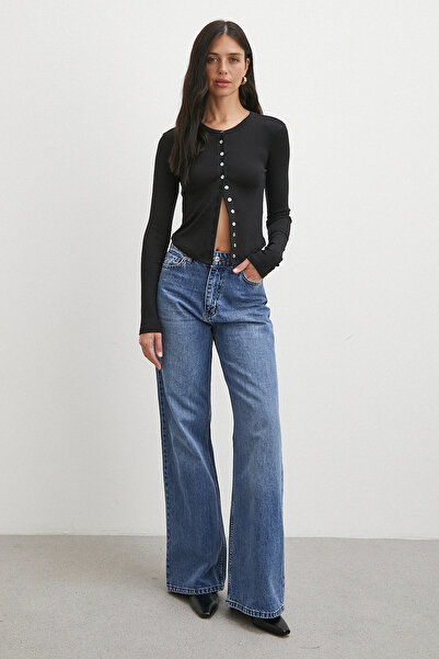 Never more Buttoned Long Sleeve Blouse Black