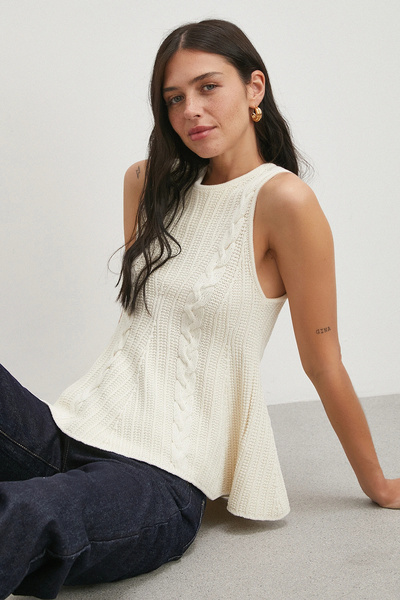 Never more Twist Knit Sleeveless Knitwear Ecru