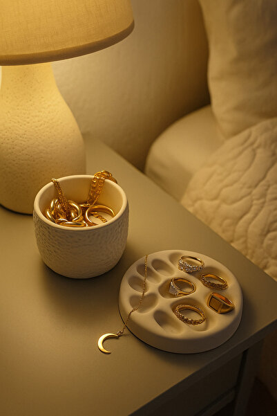 Sisay Home Textured Lid Box and Ring Tray