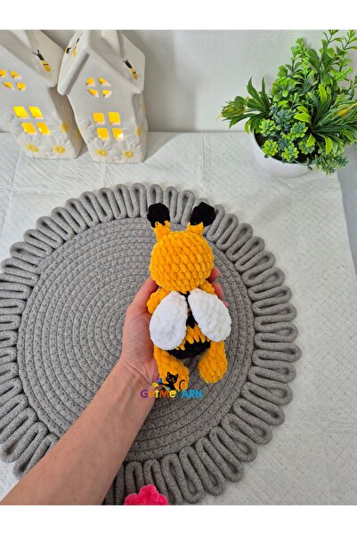 OEM Bella, the Little Bee – Handmade Crochet Plush Toy | Soft Amigurumi Gift for Kids