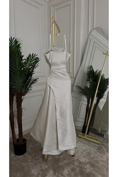 MALAZ Dress ✨ Quiet elegance and the charm of texture: A dress that tells a story of sophistication ✨