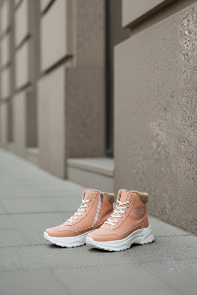 Mind Black Άνετες γυναικείες χειμερινές μπότες με ψηλή σόλα Cold Proof