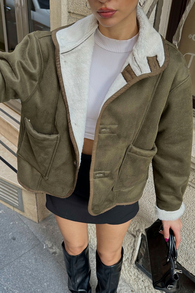ASEDE Buttoned Suede Jacket with Pockets and Fur Inside