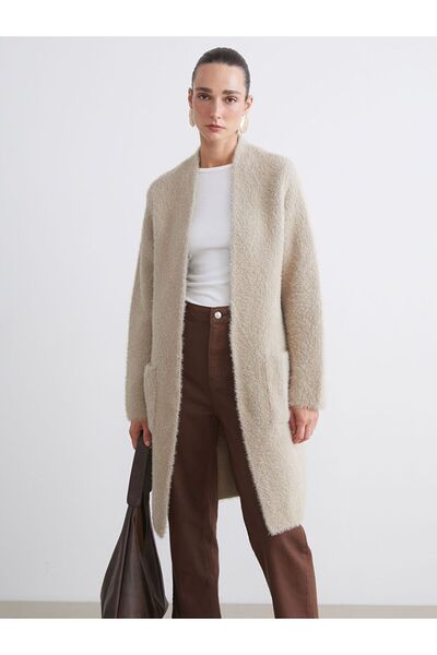LC Waikiki Women's Knitwear Cardigan with Shawl Collar Pattern