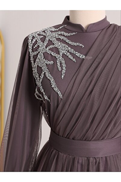 MissRunin Önü Taş Detaylı Drapeli Kemerli Tül Abiye