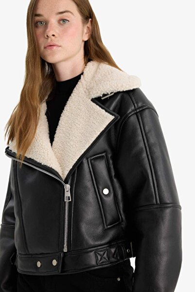 DeFacto Oversized Wide Fit Faux Fur Lined Zip-Up Faux Leather Jacket Coat F1826Ax25Wn