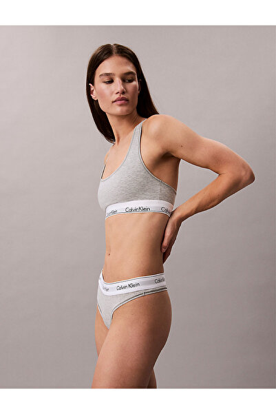 Calvin Klein Kadın Marka Logolu Beyaz Elastik Bantlı Gri Külot LV00QF8518 P7A