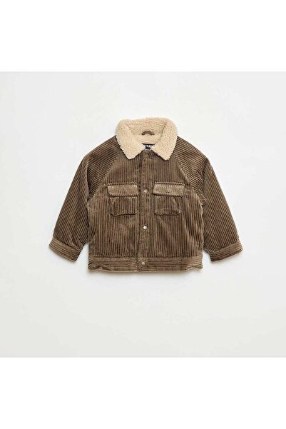 KİABİ جاكيت قصير مبطن من المخمل باللون الكاكي