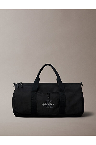 Calvin Klein Calvin Klein férfi fekete Bold hétvégi táska