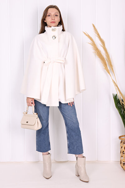 KÜBRA Angora Poncho Model Ecru