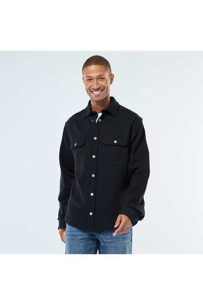 KİABİ قميص خارجي مزود بزر ضغط وجيبين على الصدر باللون الأسود